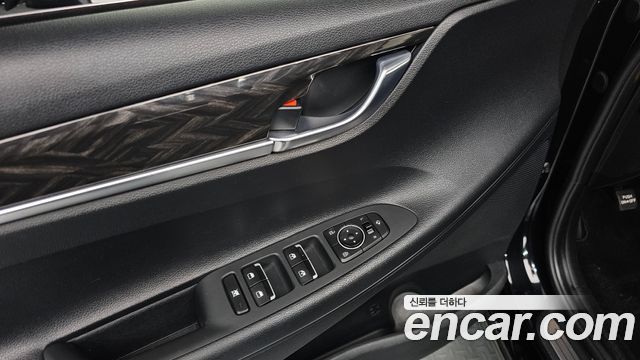 Hyundai Grandeur 2017 — photo 13