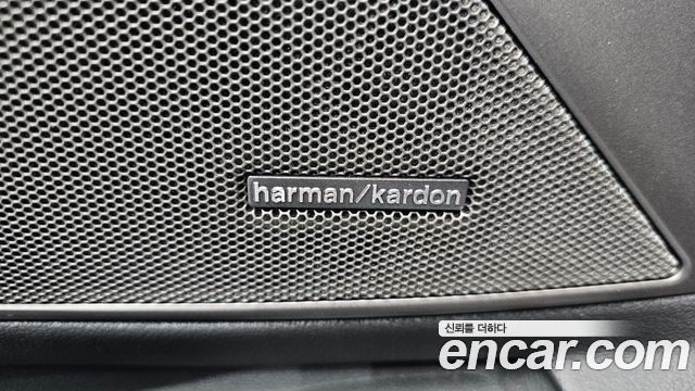 BMW M3 2025 — photo 23