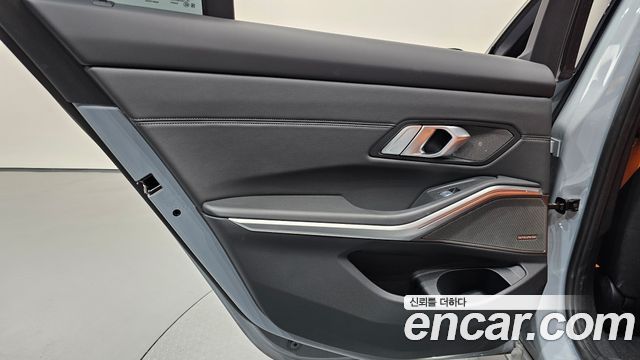 BMW M3 2025 — photo 15