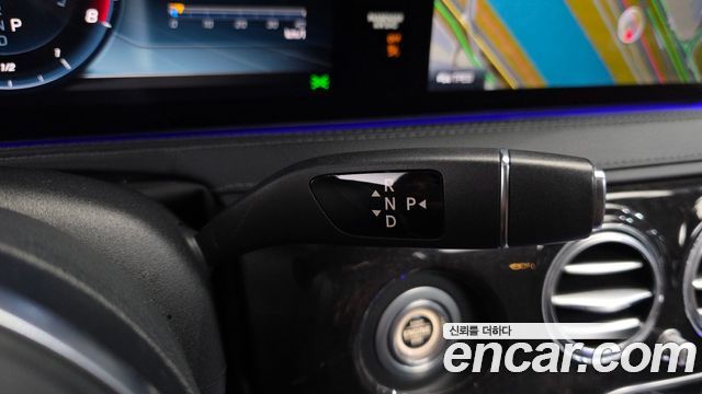 Mercedes-Benz S-Class 2018 — photo 12