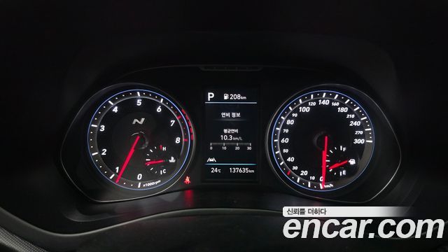 Hyundai Veloster 2021 — photo 11