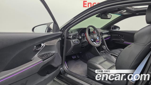 Hyundai Veloster 2021 — photo 13