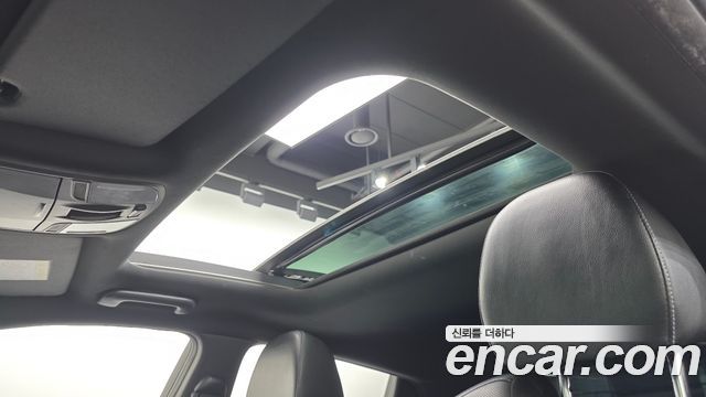 Hyundai Veloster 2021 — photo 20