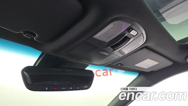 Hyundai Veloster 2021 — photo 22