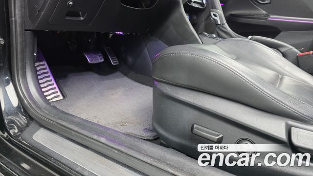 Hyundai Veloster 2021 — photo 26