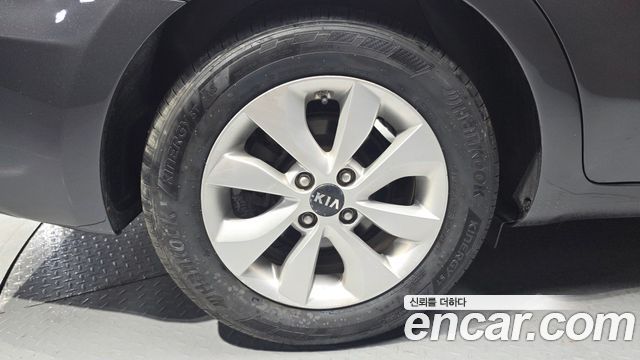 Kia pride 2015 — photo 5
