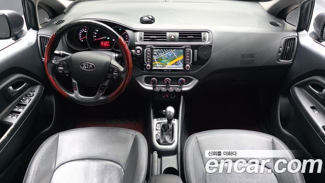 Kia pride 2015 — photo 10