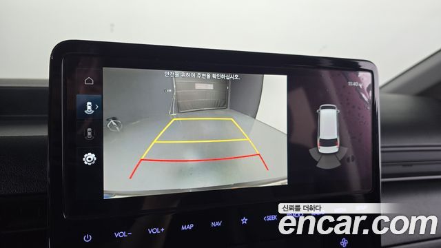 Hyundai Staria 2023 — photo 16