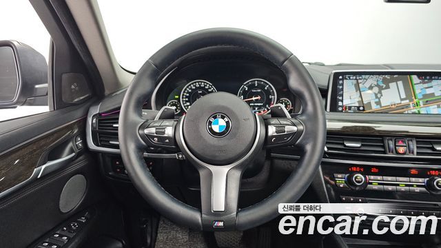 BMW X6 2017 — photo 12