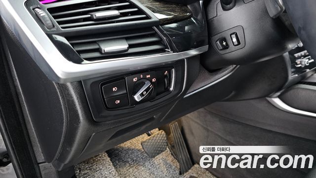 BMW X6 2017 — photo 20