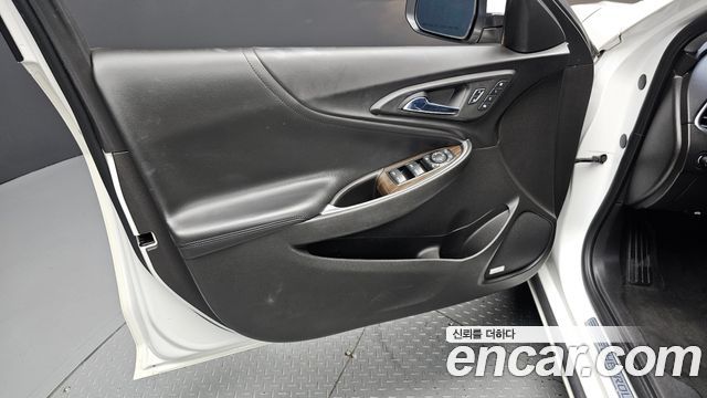 Chevrolet Korea Malibu 2017 — photo 14