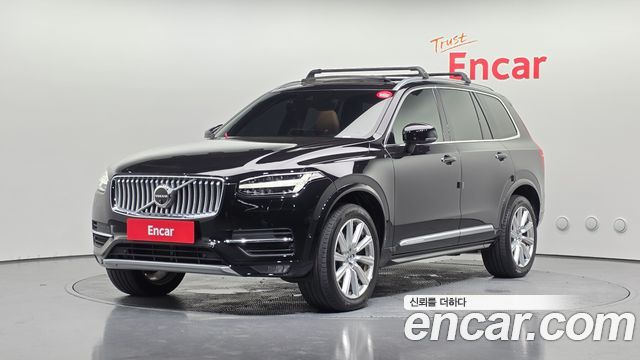Volvo XC90 2017 — photo 1