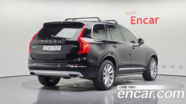 Volvo XC90 2017 — photo 2