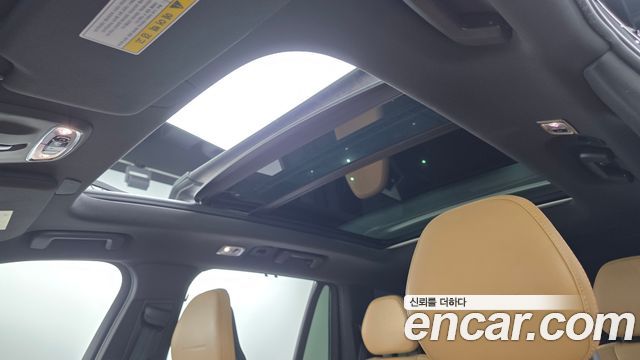 Volvo XC90 2017 — photo 16