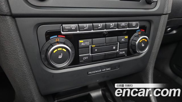Volkswagen Golf 2010 — photo 17