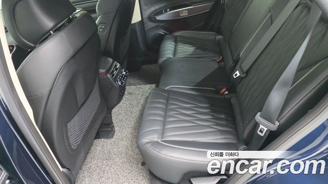 Genesis GV70 2021 — photo 16