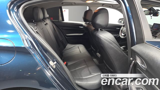 BMW 1-Series 2017 — photo 12