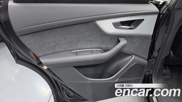 Audi Q8 2026 — photo 15