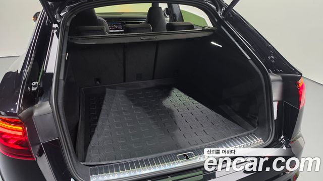 Audi Q8 2026 — photo 31