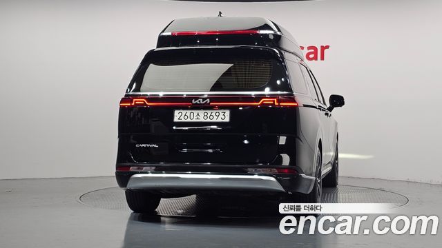 Kia Canival 2022 — photo 4
