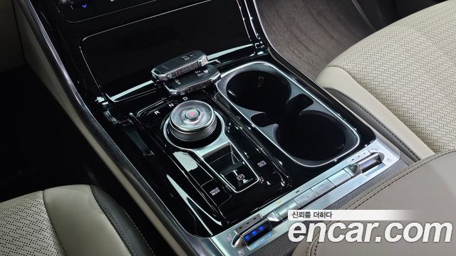 Kia Canival 2022 — photo 12