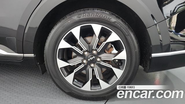 Kia Canival 2022 — photo 7
