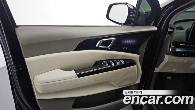Kia Canival 2022 — photo 14