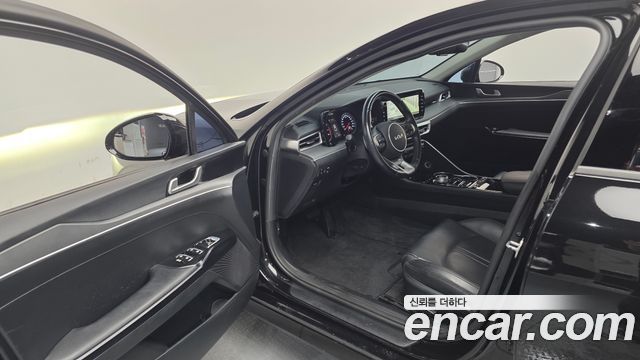 Kia K5 2023 — photo 13
