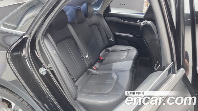 Kia K5 2023 — photo 18