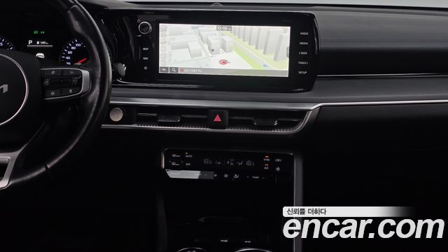 Kia K5 2023 — photo 19