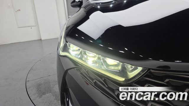 Kia K5 2023 — photo 8