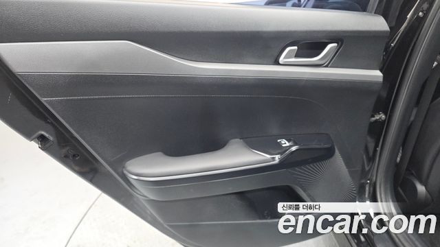 Kia K5 2023 — photo 15