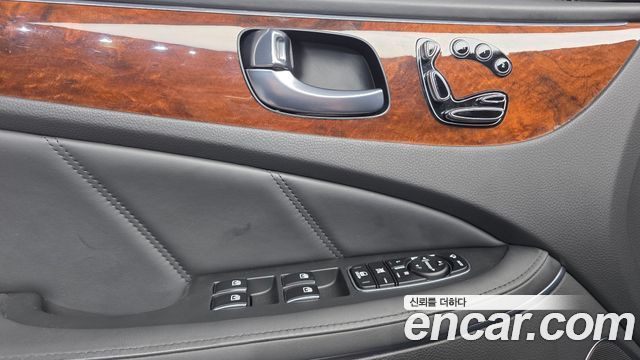 Hyundai Equus 2013 — photo 12