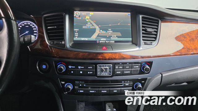 Hyundai Equus 2013 — photo 15