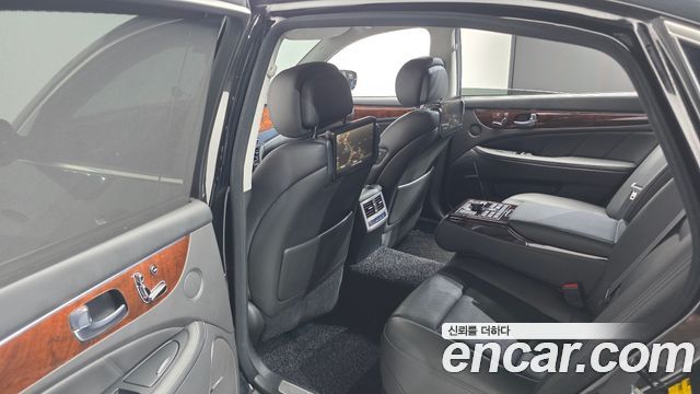 Hyundai Equus 2013 — photo 17