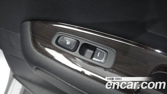 Kia K5 2016 — photo 18