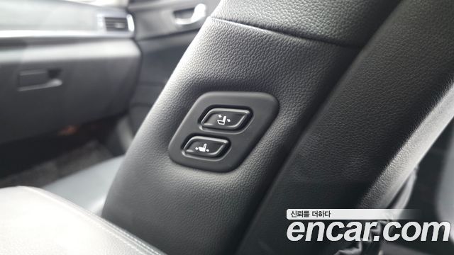 Kia K5 2016 — photo 19