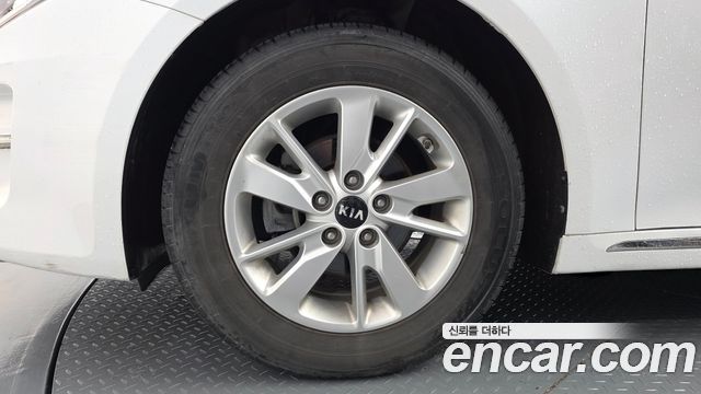 Kia K5 2016 — photo 5