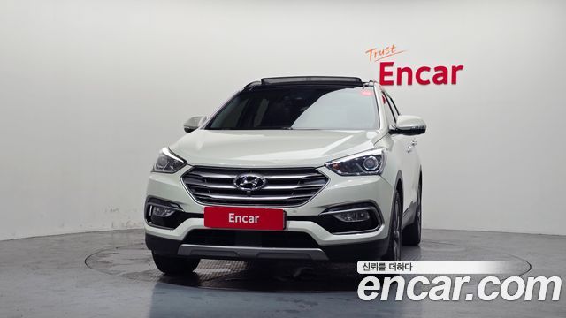 Hyundai Santafe 2016 — photo 3