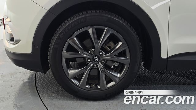 Hyundai Santafe 2016 — photo 5
