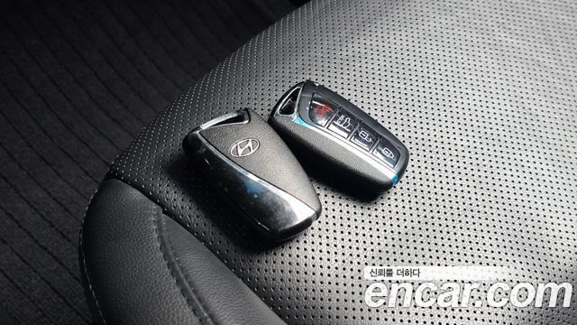 Hyundai Santafe 2016 — photo 22