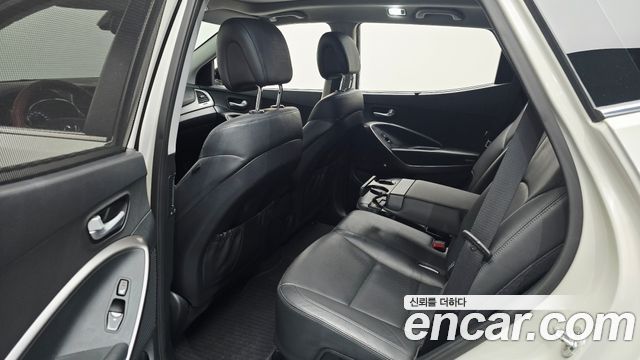 Hyundai Santafe 2016 — photo 25
