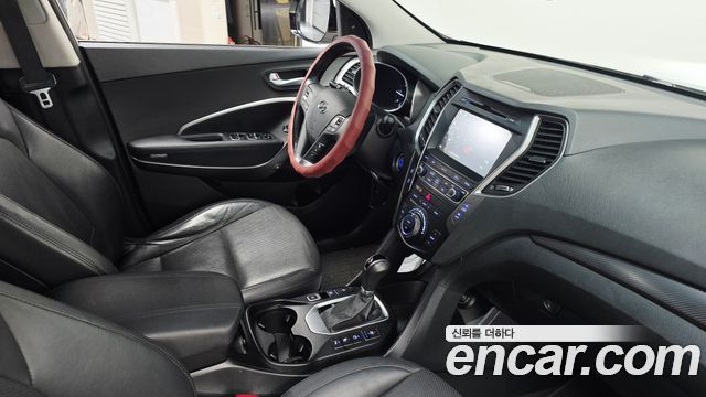 Hyundai Santafe 2016 — photo 26