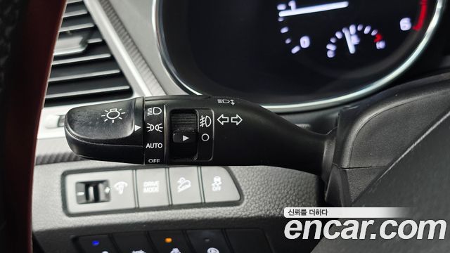 Hyundai Santafe 2016 — photo 29