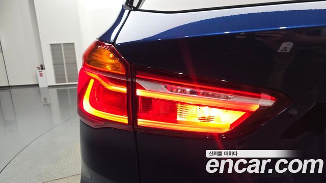 BMW X1 2018 — photo 9