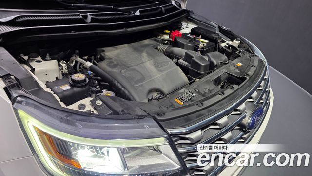 Ford Explorer 2017 — photo 6