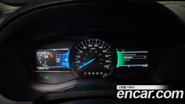 Ford Explorer 2017 — photo 8