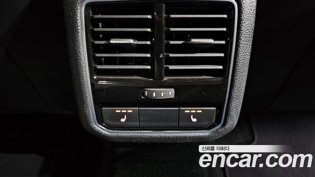 Volkswagen Passat 2018 — photo 19