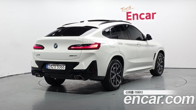 BMW X4 2023 — photo 2