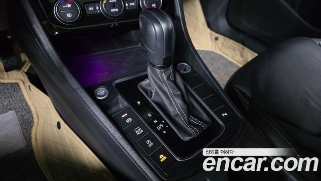 Volkswagen Jetta 2021 — photo 12